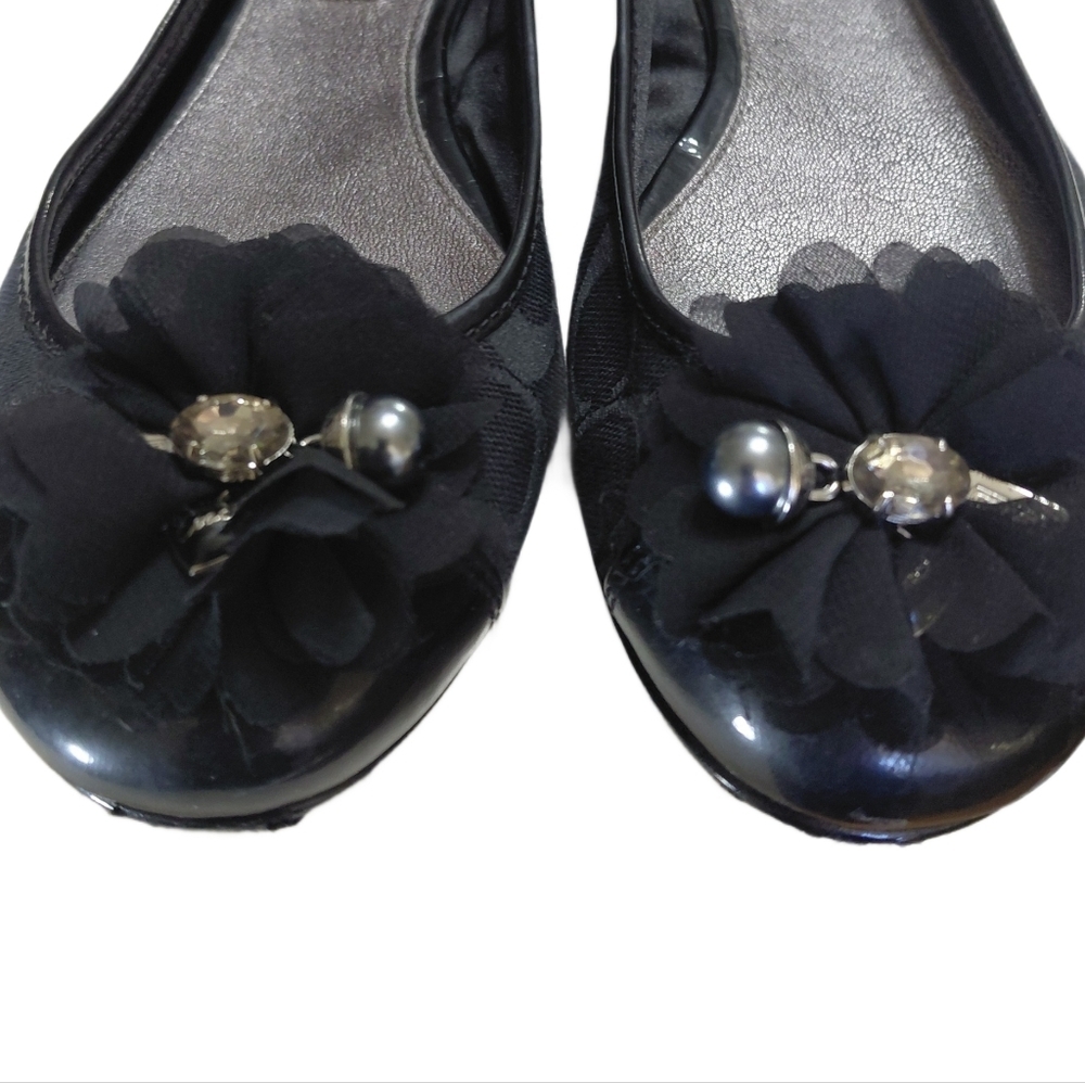 Coach Poppy Black Jacquard Flats with Floral Rhinestone Detail Size 9.5 - Picture 3 of 11